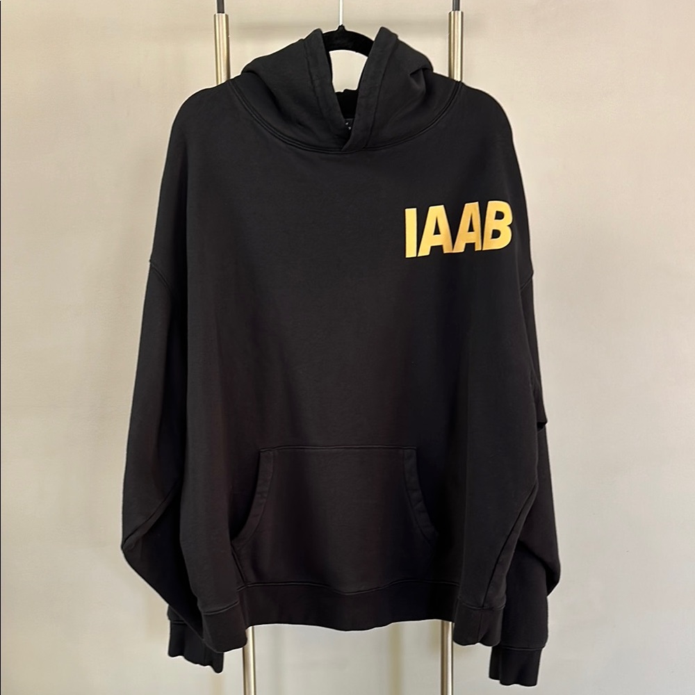 Drake “it’s all a blur tour” official tour merch hoody
Size XXL